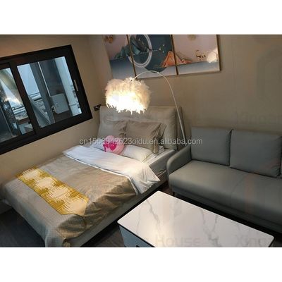 Cores personalizadas Contêiner Moderno Mini Férias Quarto Capsule Um quarto Estrutura de aço Hotel Projetado com estilo moderno