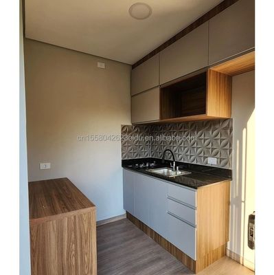 Estrutura principal Tubos quadrados de aço galvanizado Contêiner de embalagem plana para exterior Design moderno Casas de contêineres pré-fabricadas