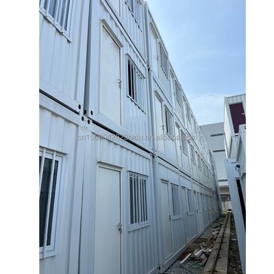 20 FT Garagem de aço pré-fabricada moderna com porta de painel de sanduíche Alumínio de liga de janelas Fácil de montar Armazém de embalagem plana