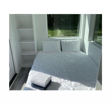 20ft 40ft Container de embarque Casa pré-fabricada para Carport Com painel de sanduíche e dobragem de aço galvanizado 180g