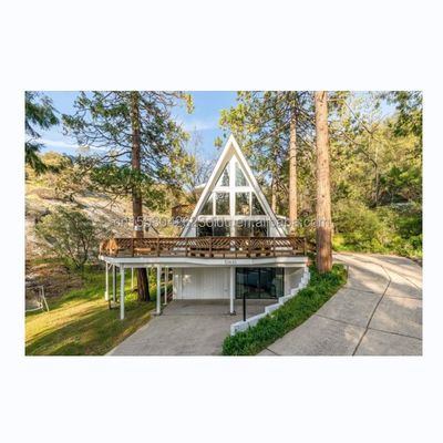 EU Triângulo A-forma Estrutura de aço Quadro Sala moderna Casa pequena Kit pré-fabricado Luxo Triângulo A-forma Casa com casas de madeira