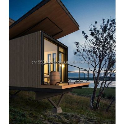Tubos quadrados de aço galvanizado Cabina modular pré-fabricada Jardim de madeira Sala de luz solar Equipamento completo