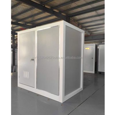 Modelo Modular de Design Moderno Toiletes Prefabricados Portáteis Outdoor Flat Pack Container Feito de Aço e Painel Sandwich para Loja 10FT