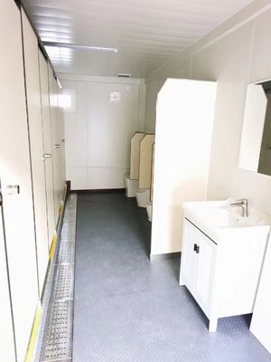 Aparência moderna Banheiro de recipiente pré-fabricado para loja ou vila Janela de liga de alumínio e design moderno de meados do século