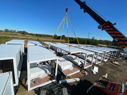 Aparência moderna de madeira embalagem plana casa móvel estrutura de aço galvanizado de aço flexão 180g para 10ft 20ft contêiner